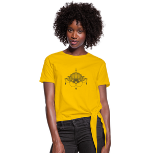 Lotus Women's Knotted T-Shirt - sun yellow